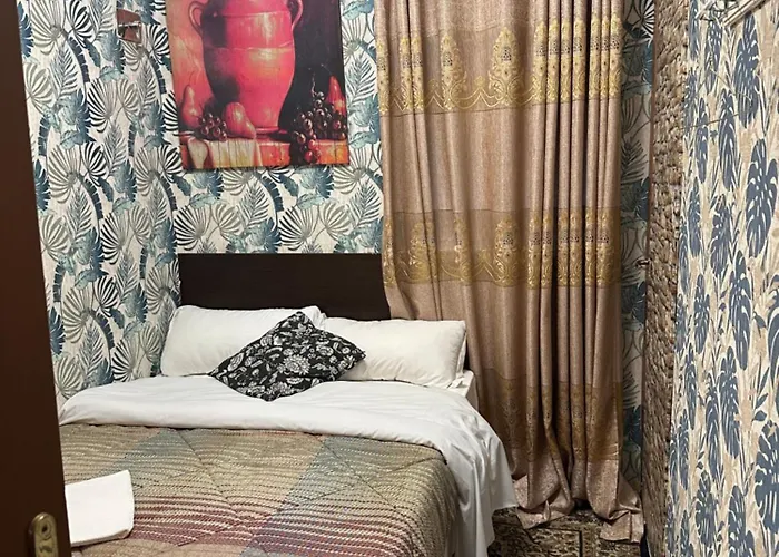 Casa de hóspedes Magenta House